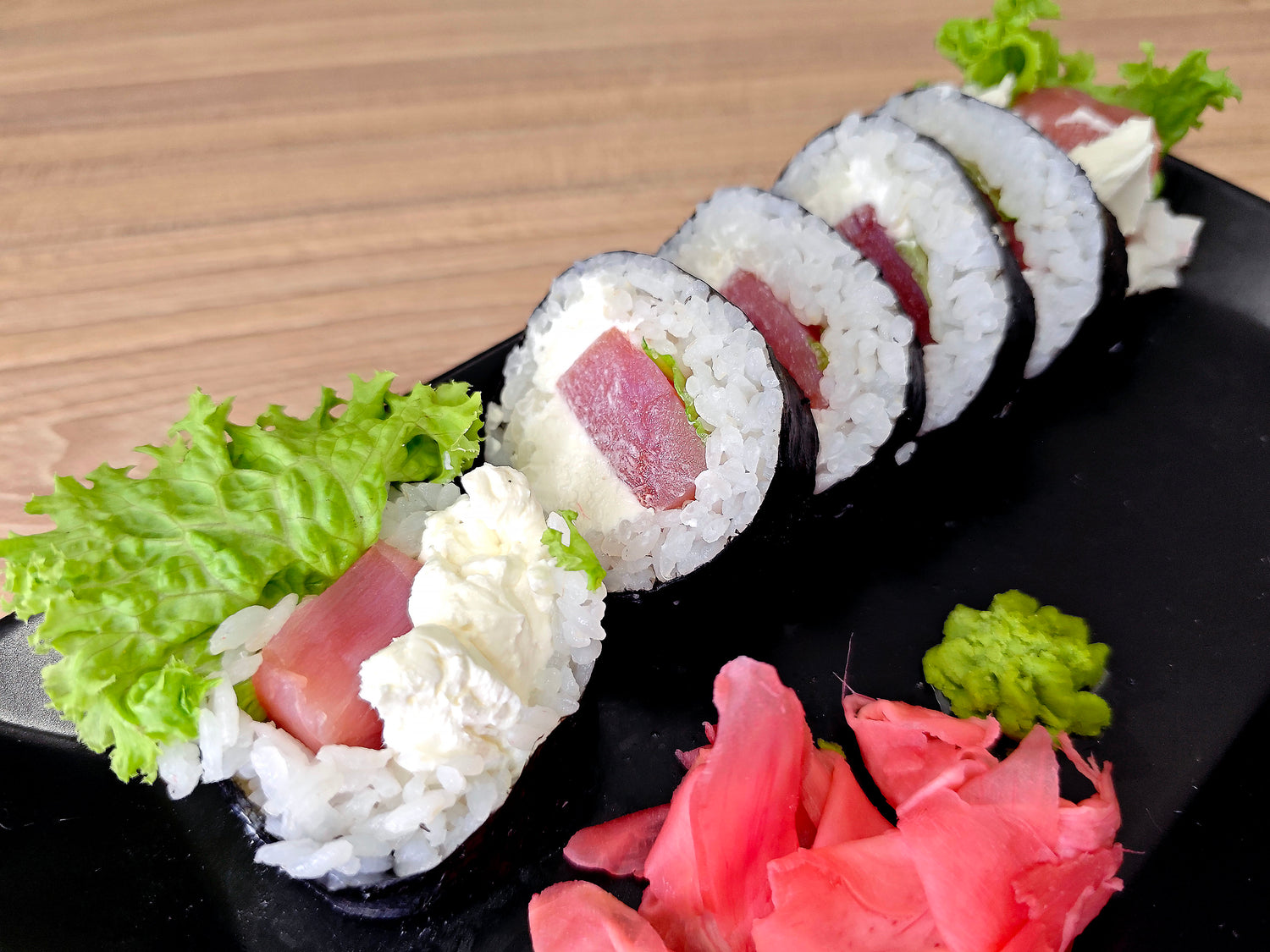 Futomak z tuńczykiem i serem 6 szt